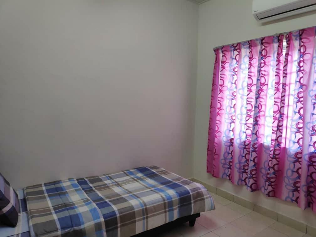 Homestay Pd Port Dickson Bagian luar foto