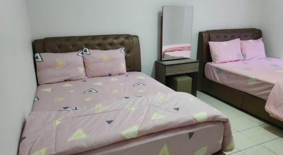 Homestay Pd Port Dickson Bagian luar foto