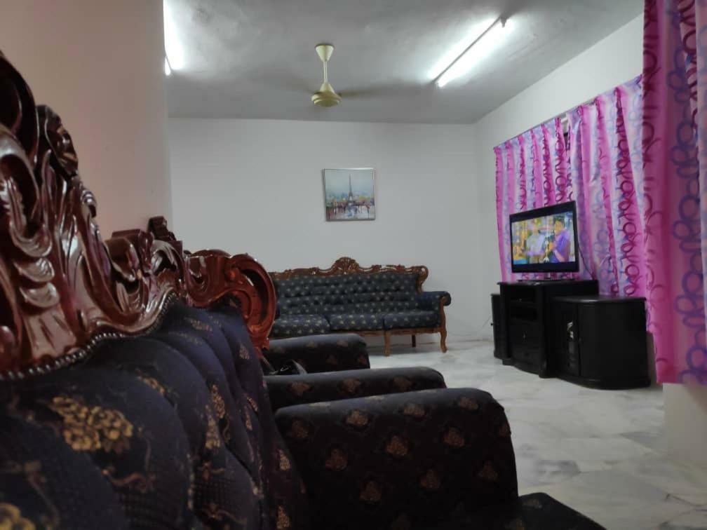 Homestay Pd Port Dickson Bagian luar foto